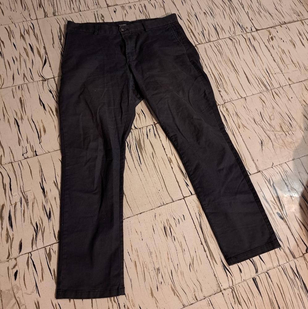 36/32 Slim Built In Flex Gray Old Navy Men's Pants